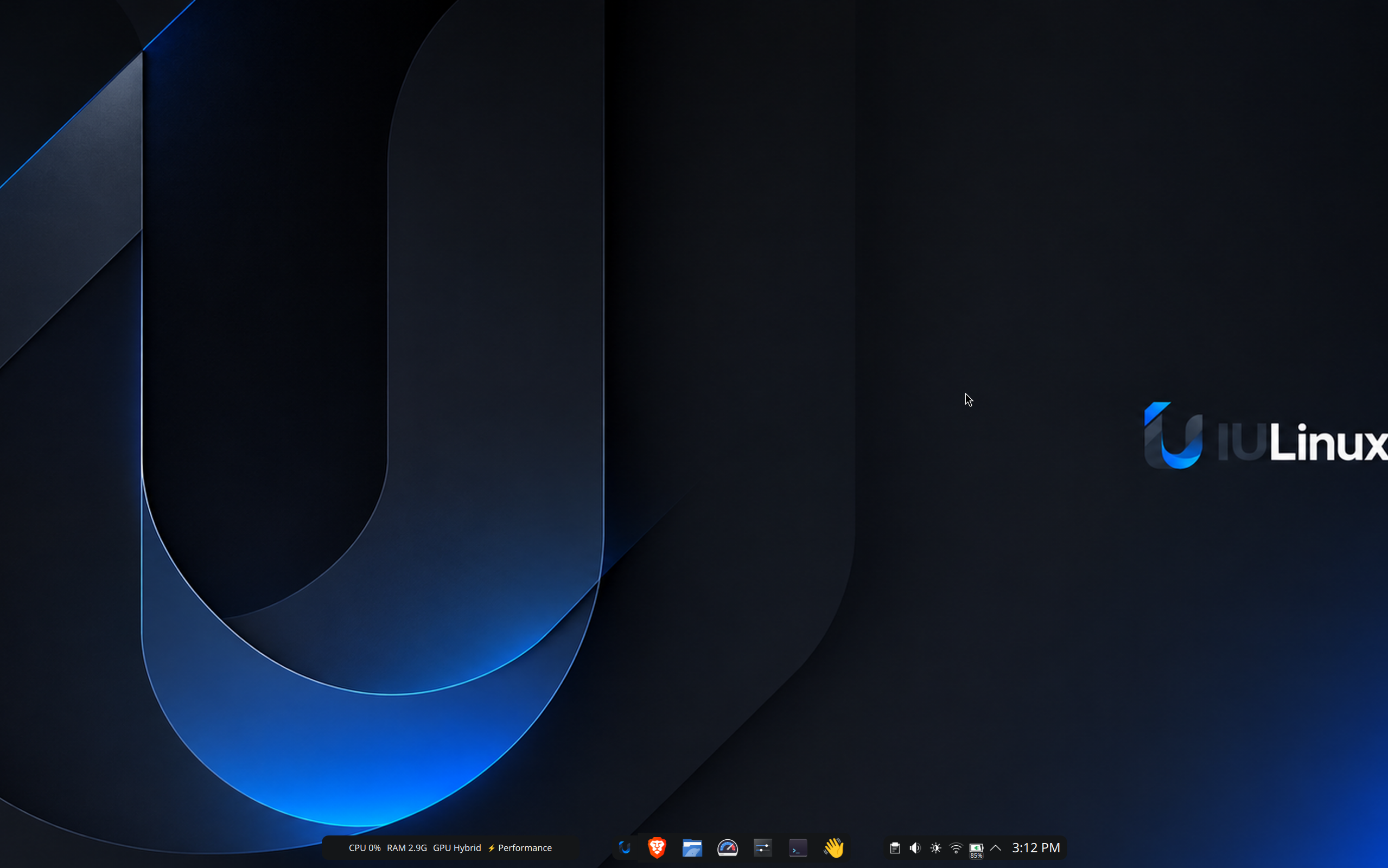 IULinux desktop with the branded dark workspace, bottom panel and application window